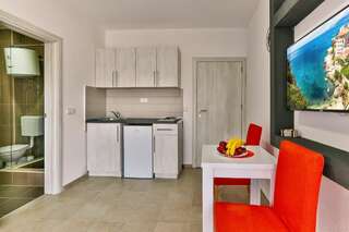 Апартаменты Apart house Family Kruce Улцинь Апартаменты с 1 спальней-22
