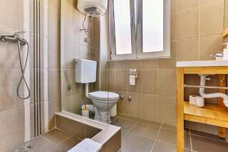 Апартаменты Apart house Family Kruce Улцинь Апартаменты с 1 спальней-32